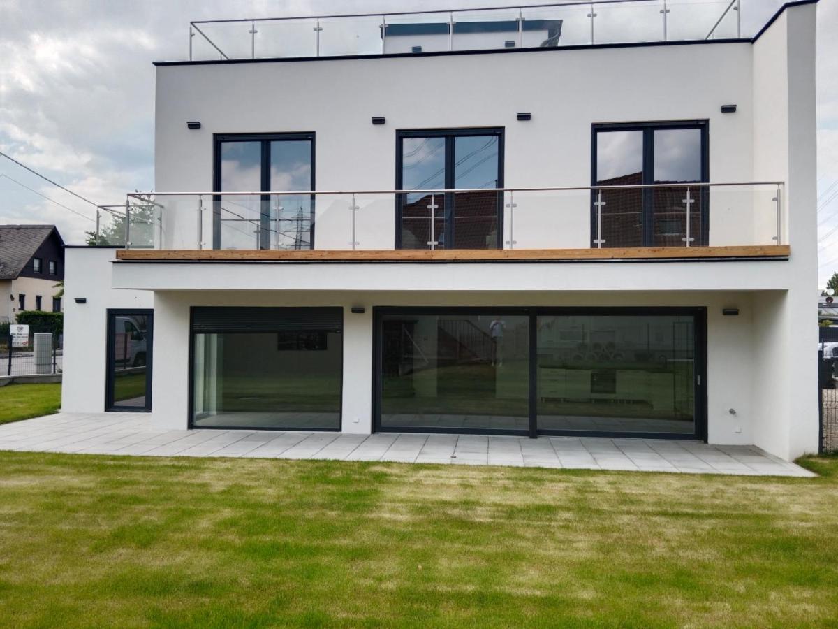 Haus Mit Garten Bei Wien Langenzersdorf Exteriör bild
