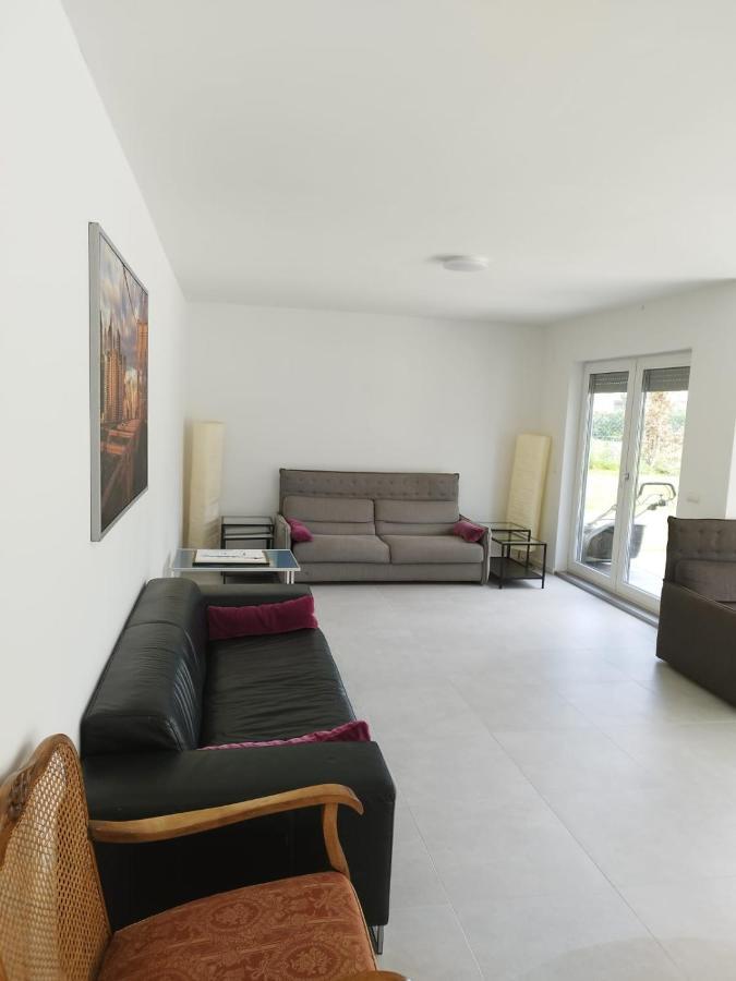 Haus Mit Garten Bei Wien Langenzersdorf Exteriör bild