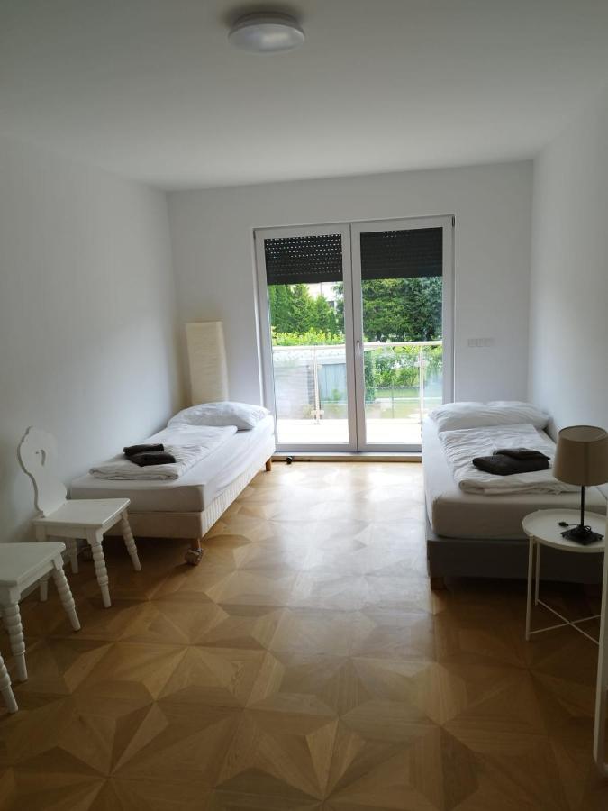Haus Mit Garten Bei Wien Langenzersdorf Exteriör bild