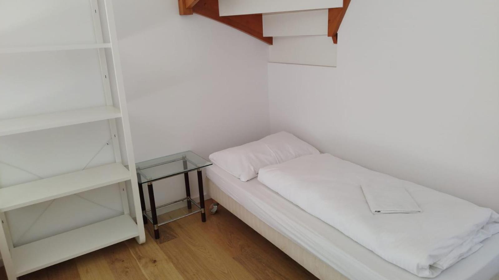 Haus Mit Garten Bei Wien Langenzersdorf Exteriör bild